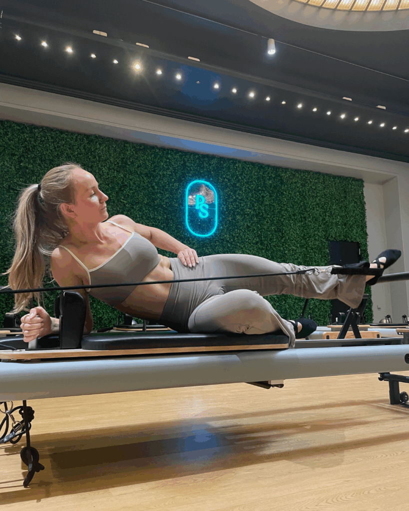 Reformertræning med instruktør hos Power Studio Danmark